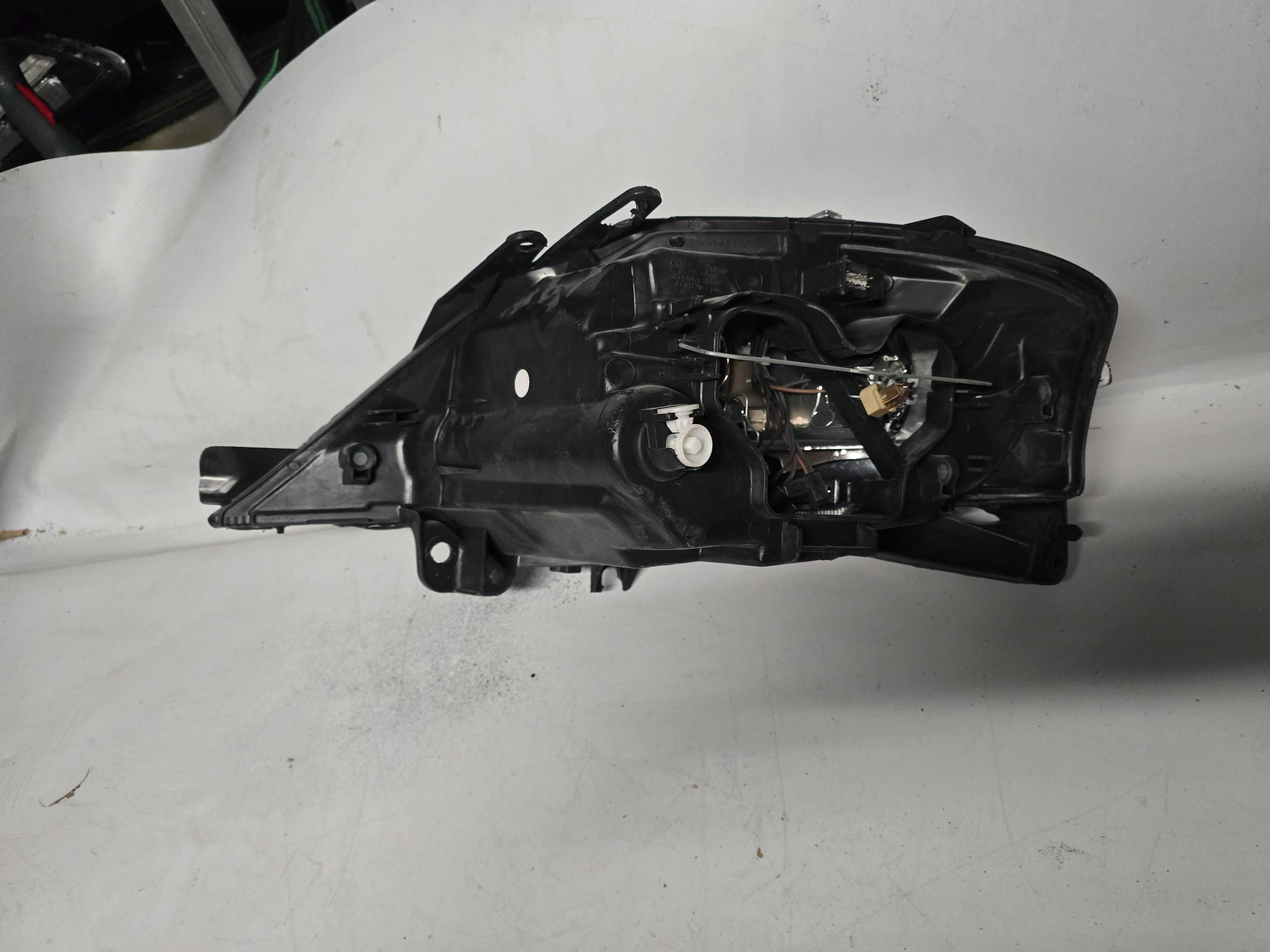 lampa przód Citroen C3 I 02-09 nowa