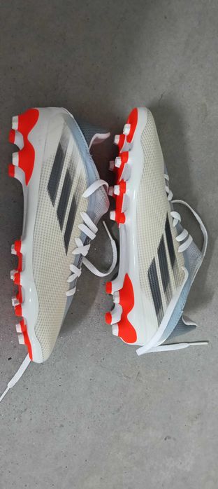 Chuteira Adidas Novas