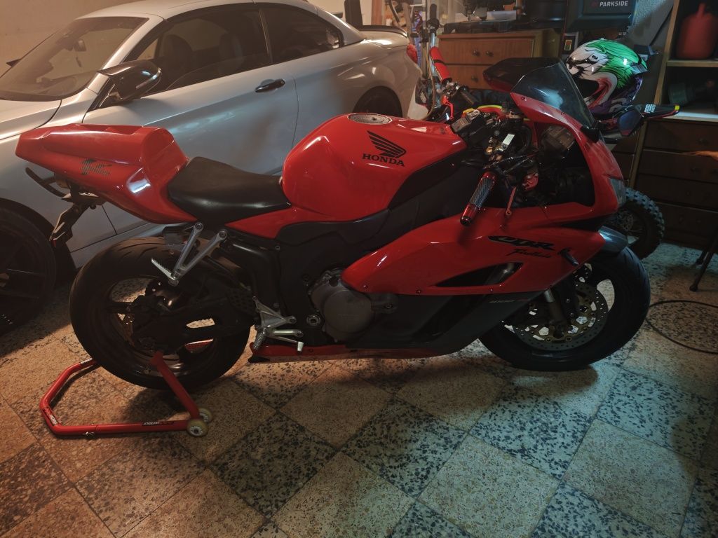 CBR 1000 rr 2004