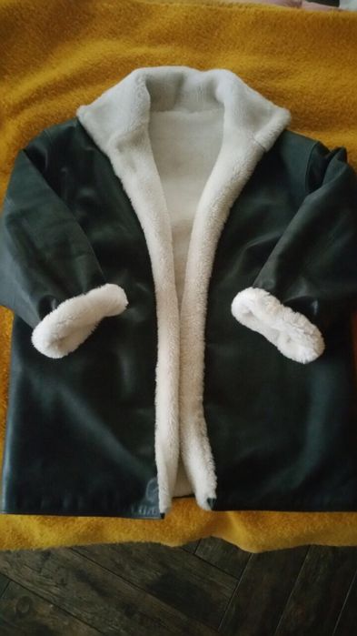 Продам чоловічу зимову шкіряну куртку.Великий розмір.