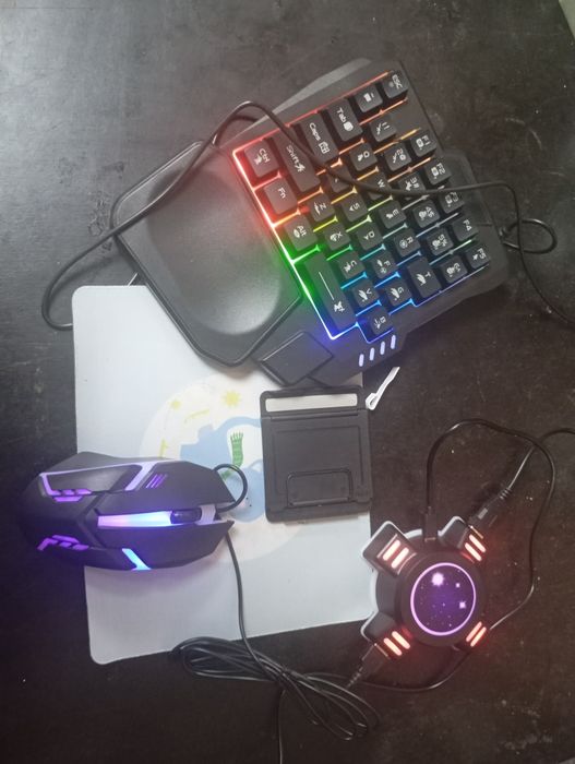 Клавіатура та мишка