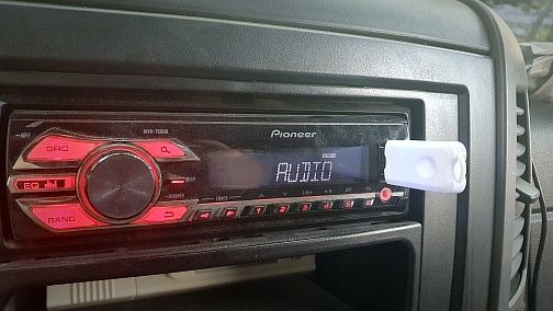 Bluetooth 5.0 USB UNI Автомобільний блютуз у роз'єм для флешки USB
