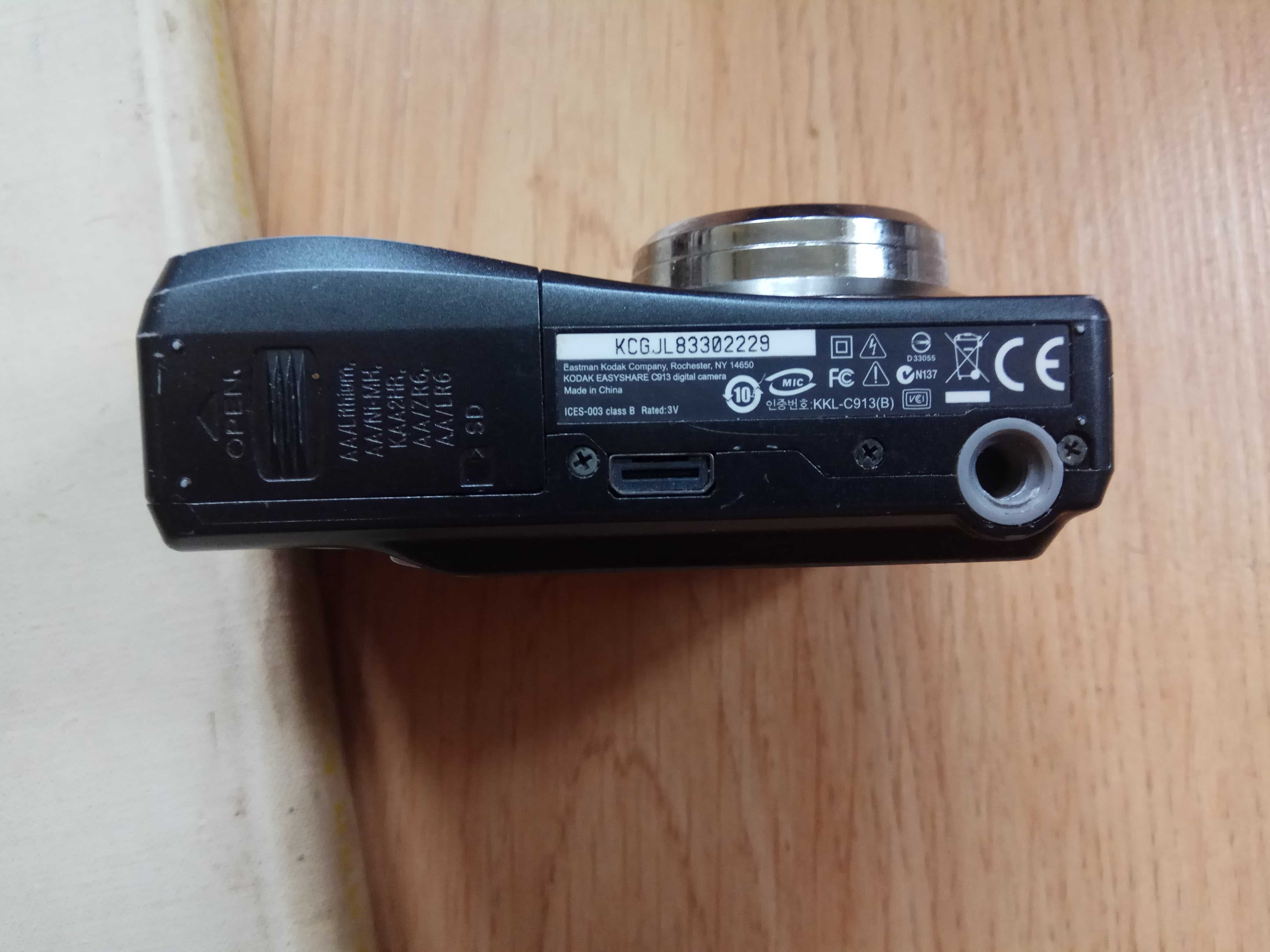 Цифровий фотоапарат Kodak EasyShare C913 (9,2 Мп)