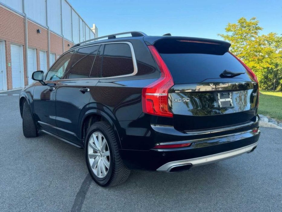 Volvo XC90 T6 Momentum      2016