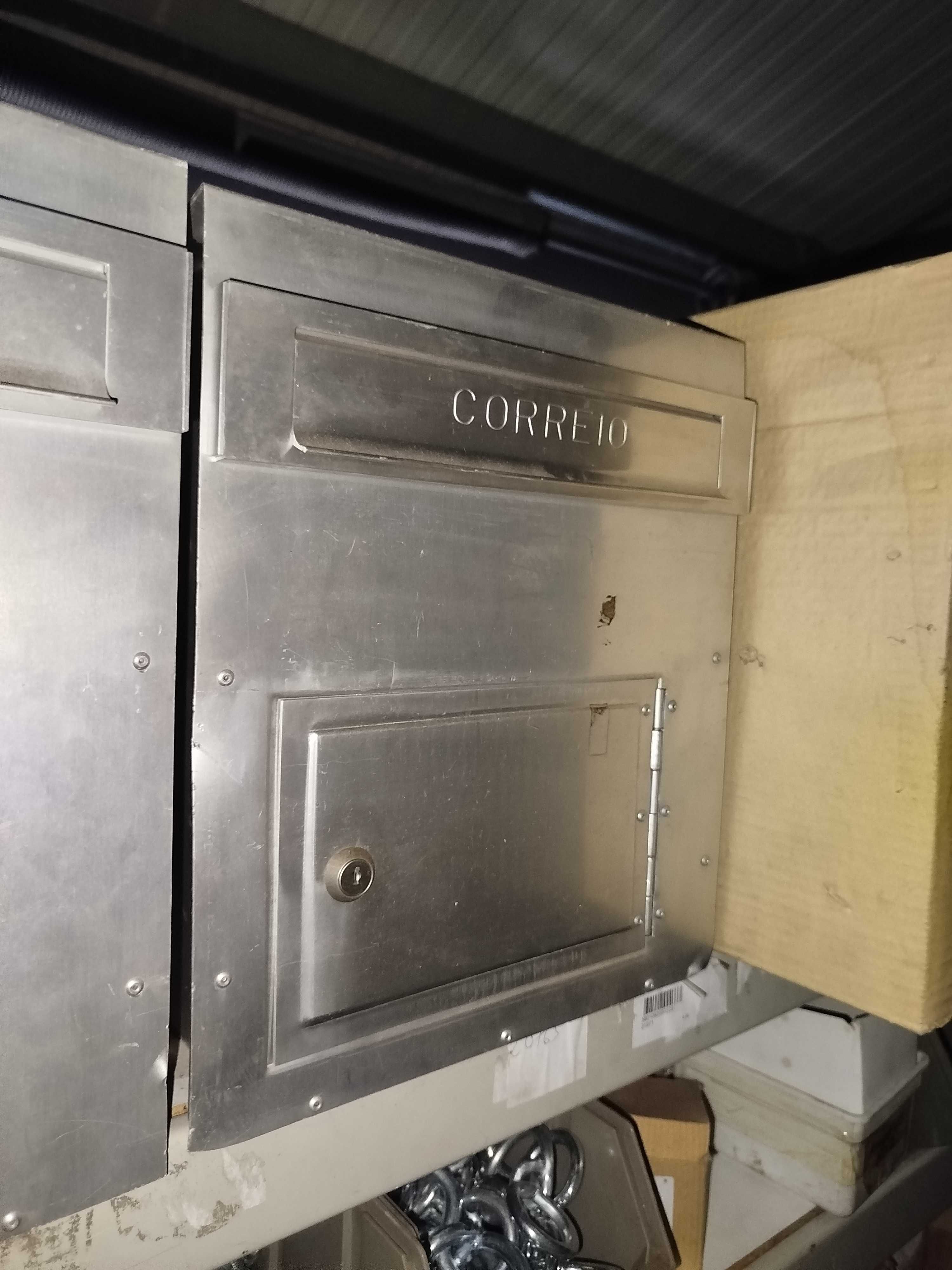 Caixas de correio de alumínio