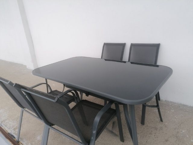 Stół hartowane szkło+ 4 wygodne krzesla! Meble ogrodowe,tarasowe! Nowe