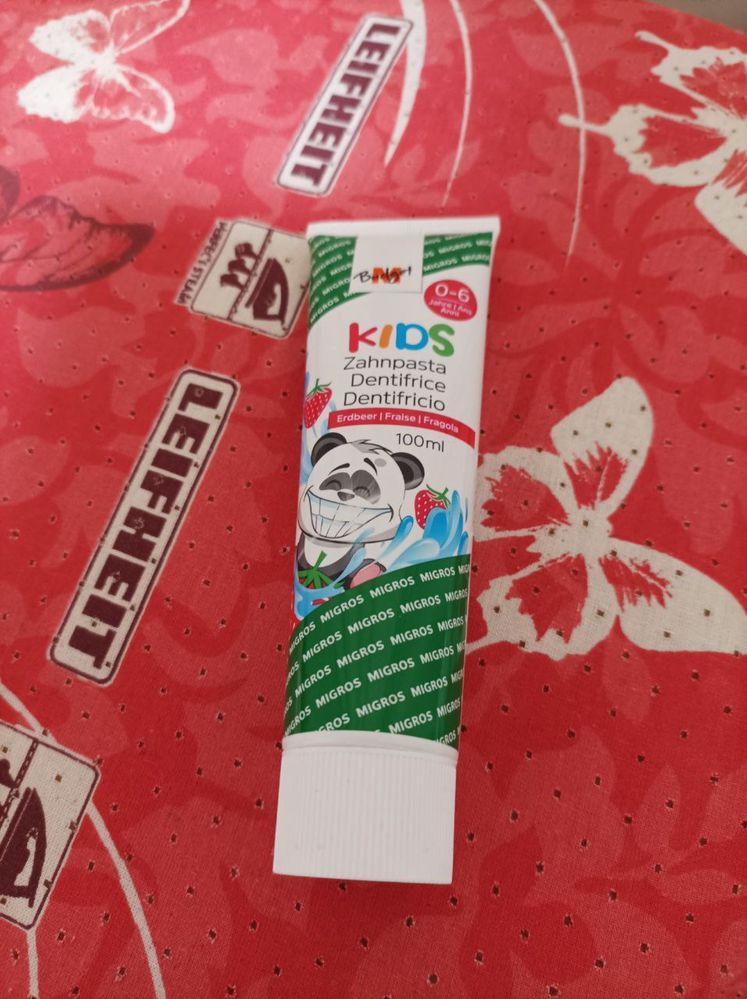 Швейцарская детская зубная паста. 100мл