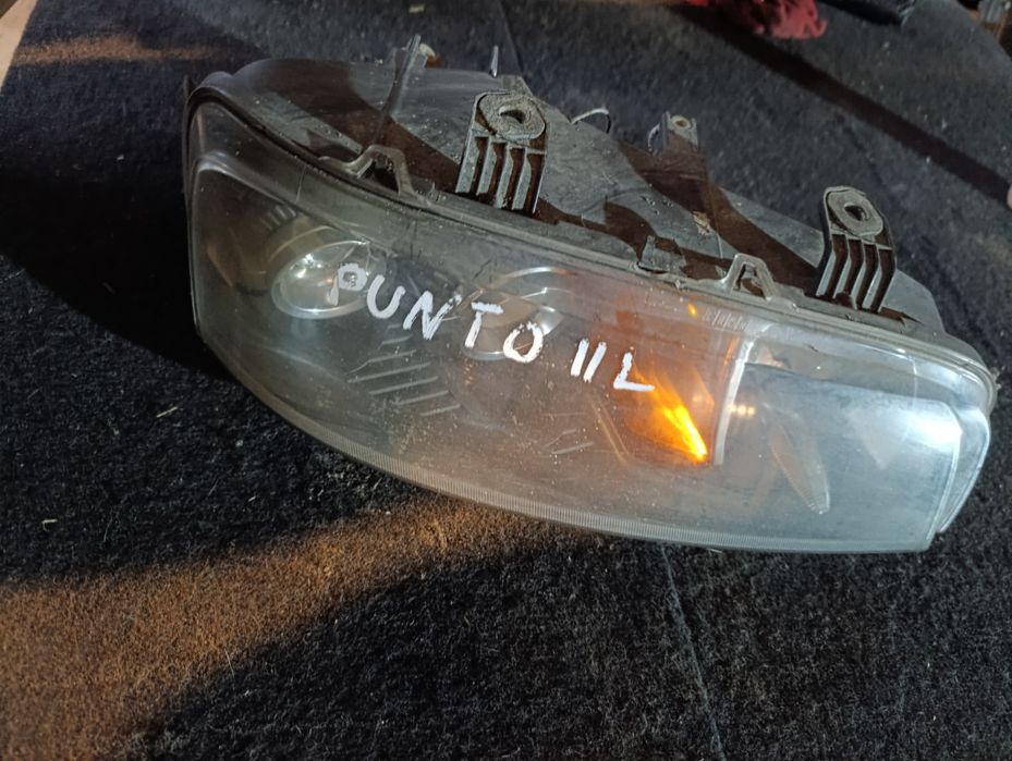 Lampa  fiat Punto 2 lewe