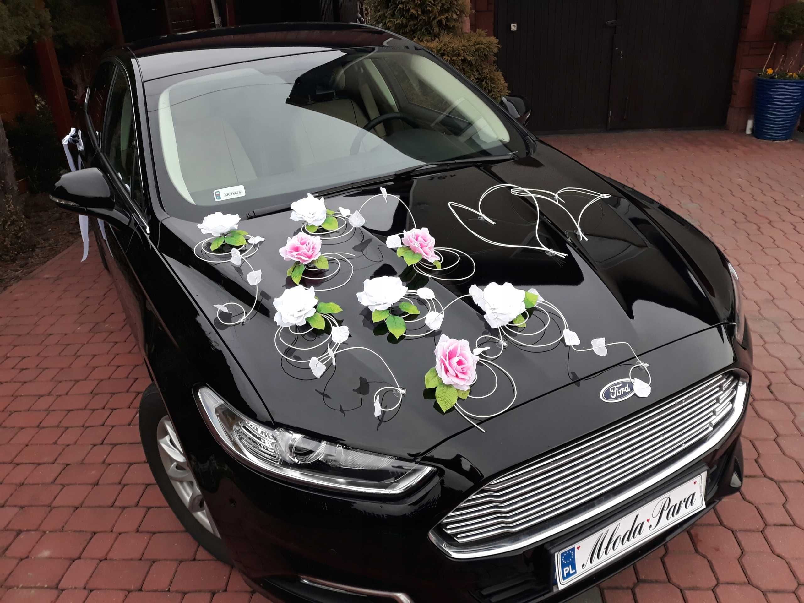 P8 dekoracja samochodu na auto ślubne kwiaty na samochód