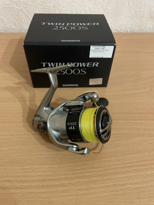 Shimano Twin Power 2500s + шнур DUEL (Vanquish, Stella, Daiwa Certate)