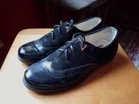 Туфлі чорні шкільні класичні на дівчинку, розмір 32.