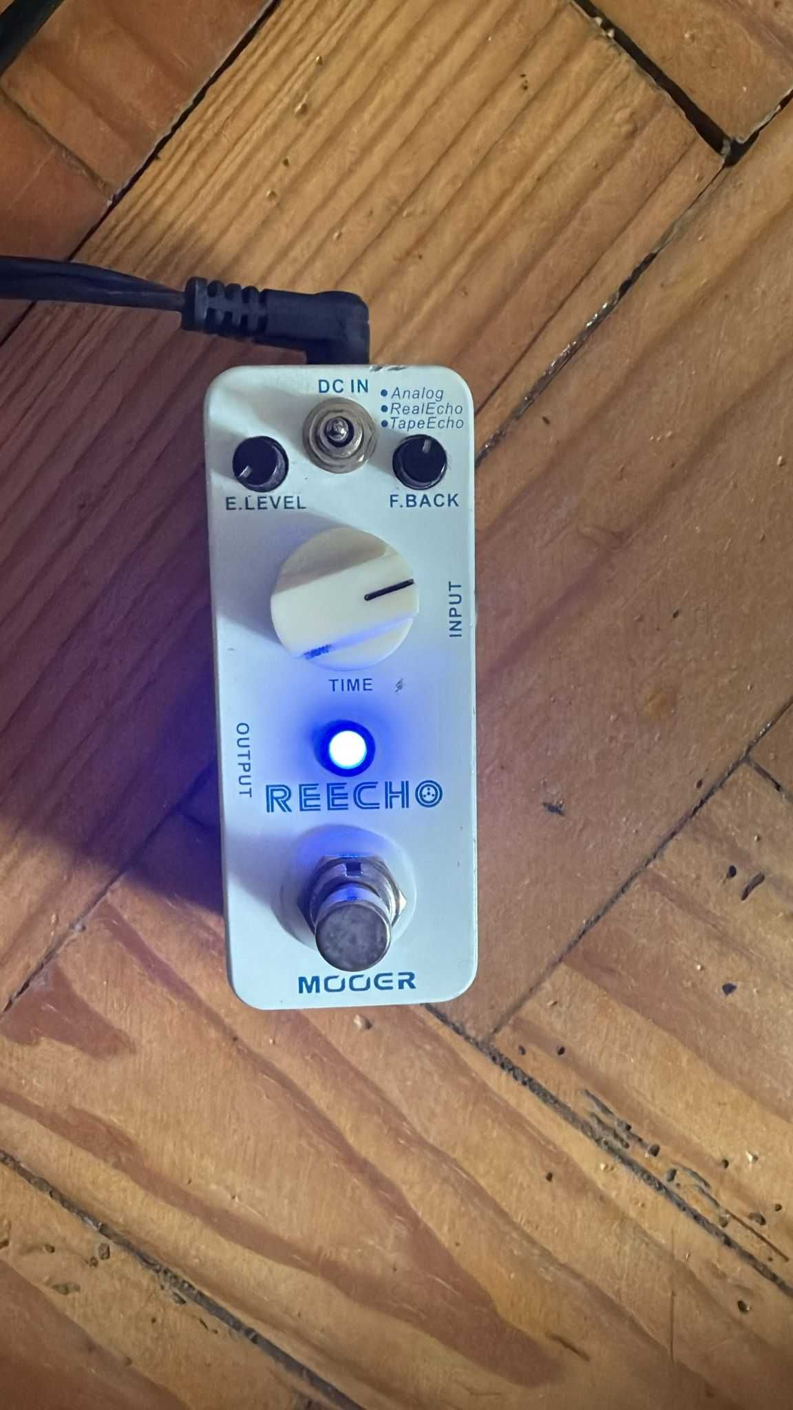 Reecho Mooer Guitar Pedal
White
