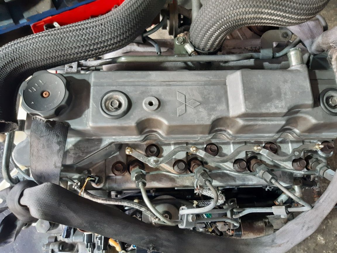 Motor mitsubihi pagero 2.8 Td  4m40