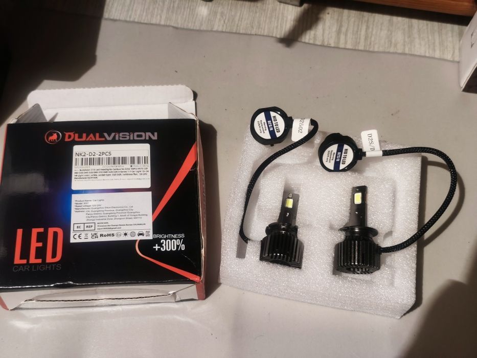żarówki LED D2S D2R 2szt