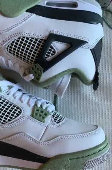 Jordan 4 Retro Seafoam R.42