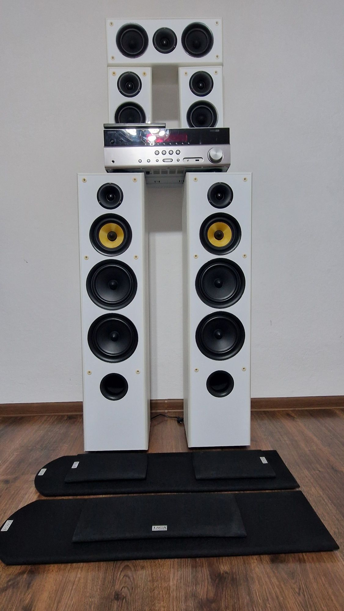 Kino domowe 5.1 Yamaha RX-V377 + Taga TAV 606 V.3