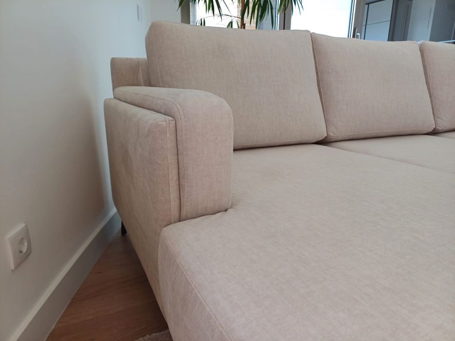 Sofá Novo com as dimensões 2,55x1,60 de Chaise longue