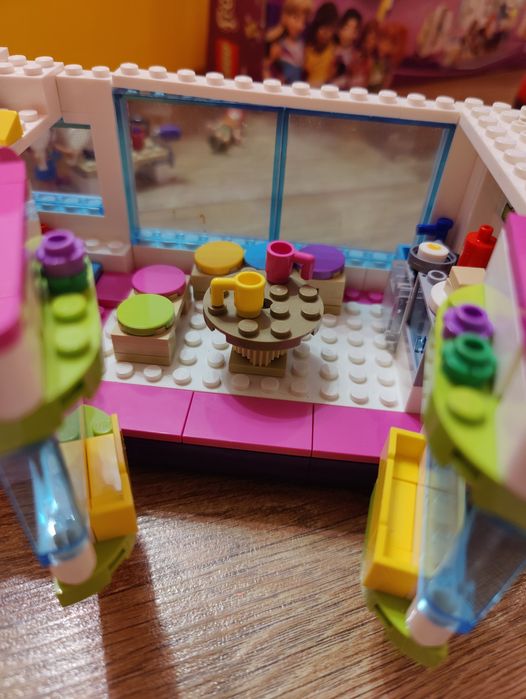 LEGO Конструктор Lego Friends Автобус для друзів Lego 41395