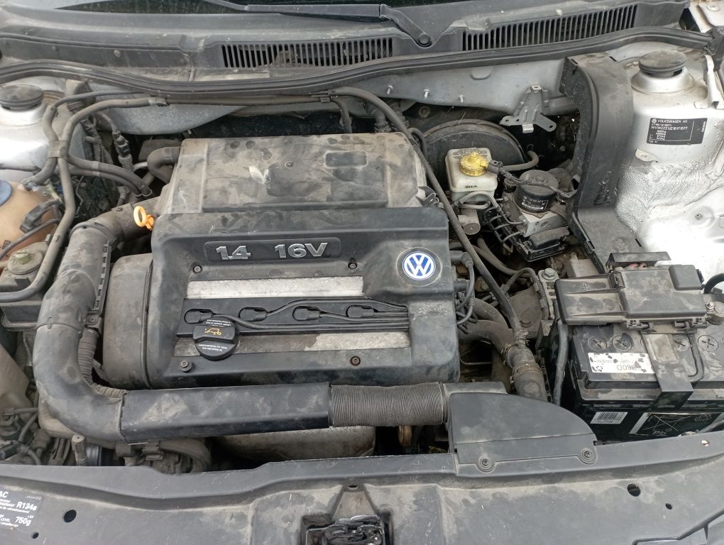 VW Golf 1.4 gasolina
