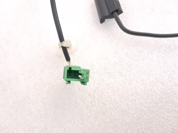 Encaixe de cinto frente esquerdo SEAT Ibiza IV ST (6J8, 6P8)