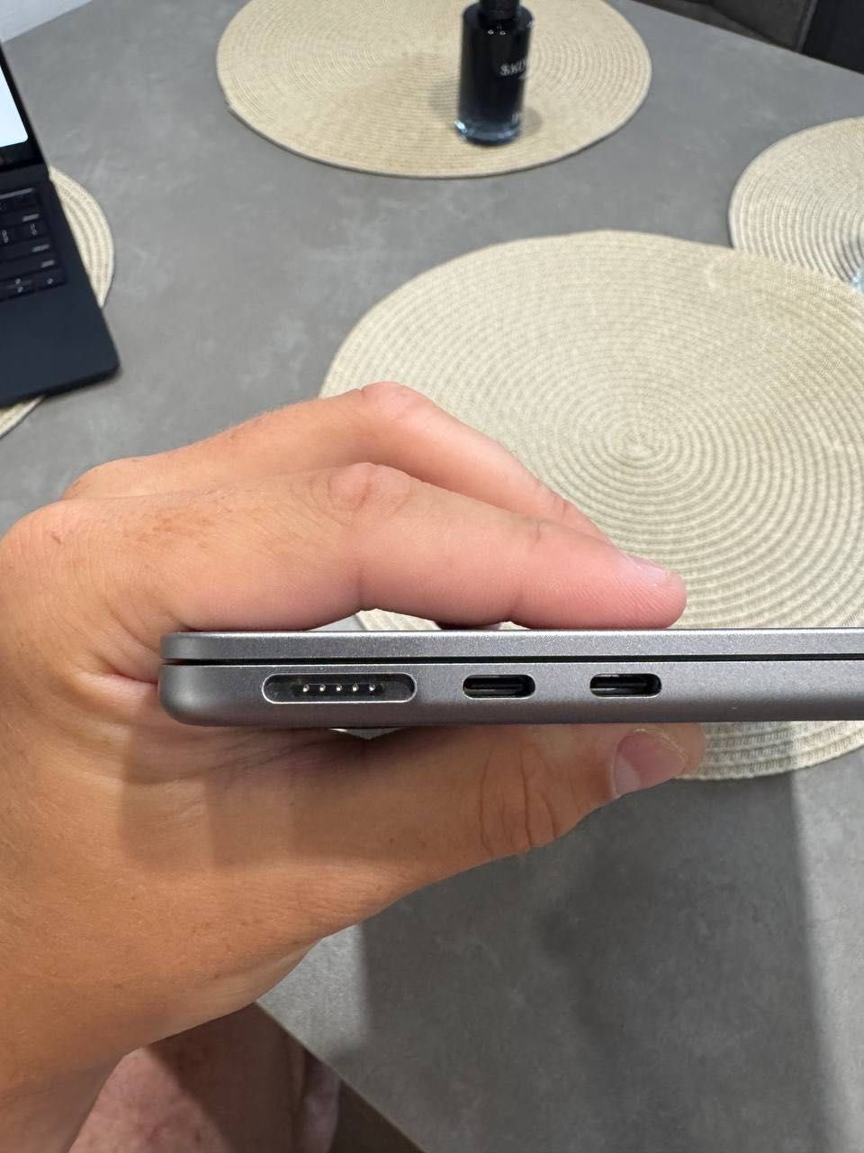 MacBook Air 13 М3 2024 8 гб