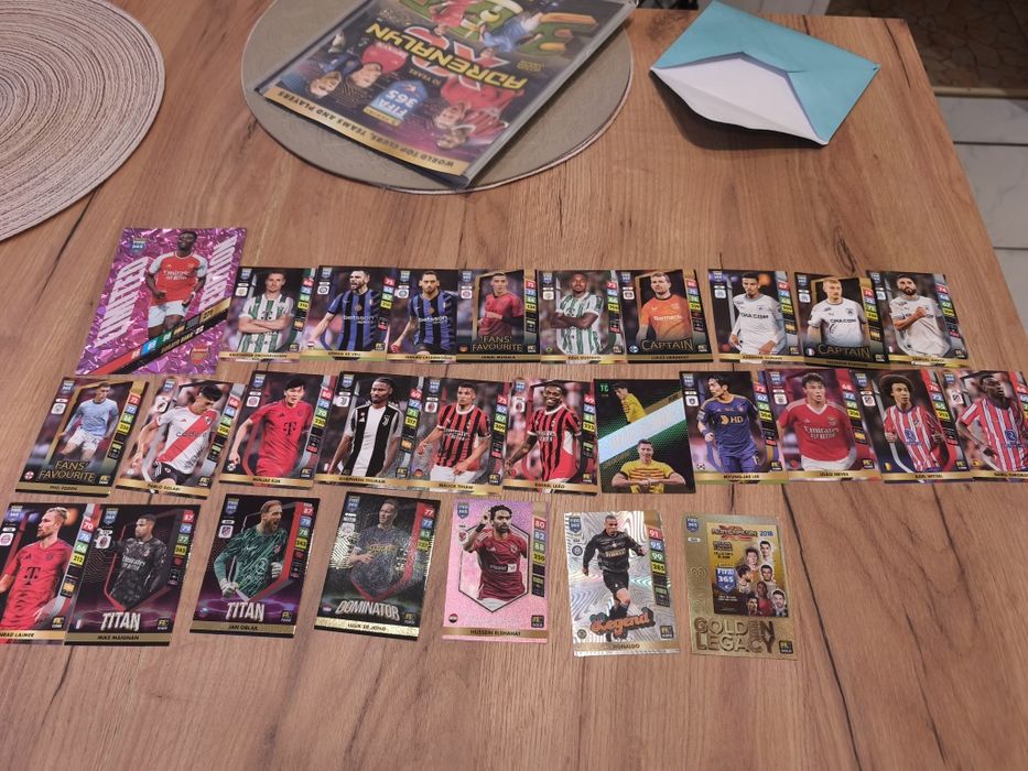 Karty piłkarskie Panini Top Class v. 2025