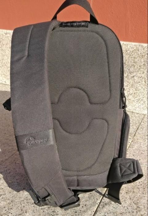 LOWEPRO Mochila Cinzenta 250AW - Fotografia