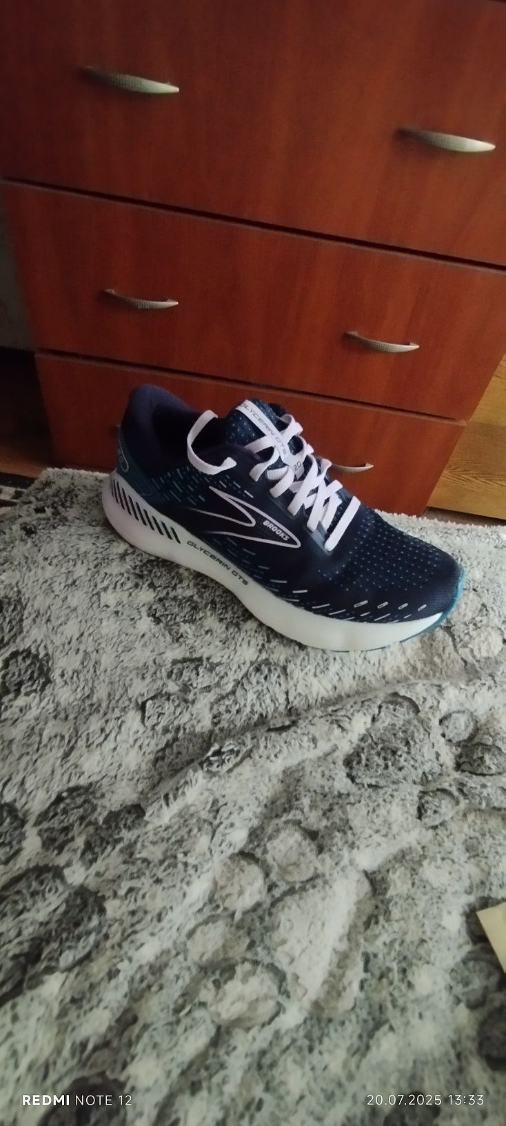 Кросівки фірмові brooks 41 р.