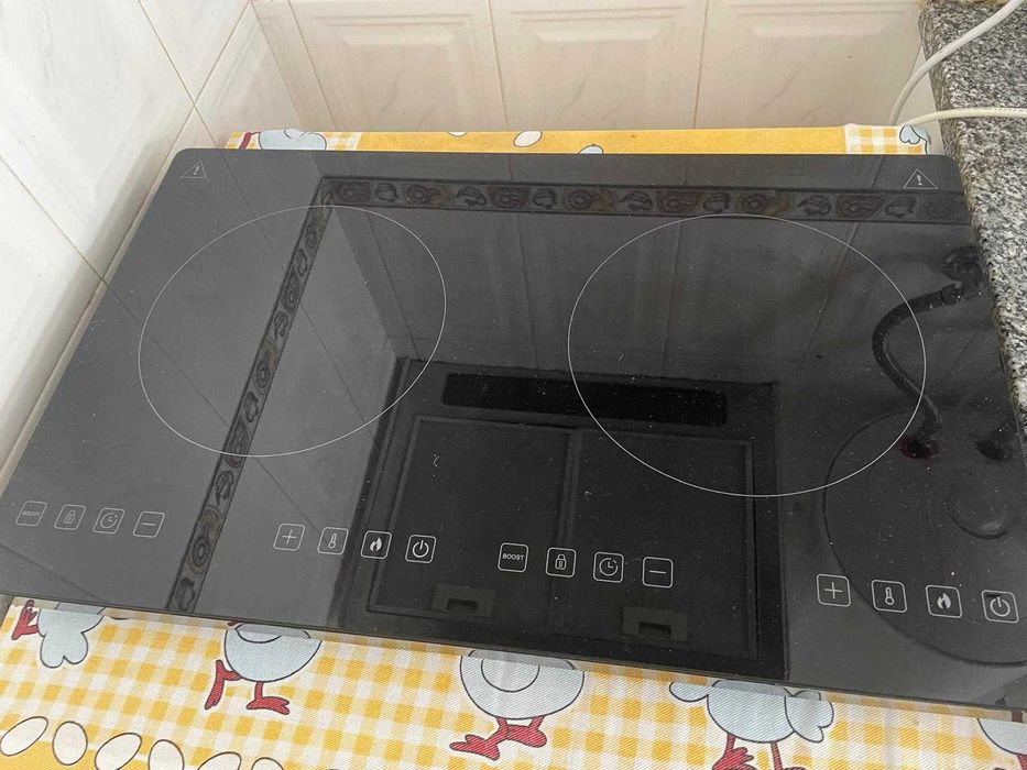 Placa de Indução Portátil como Nova