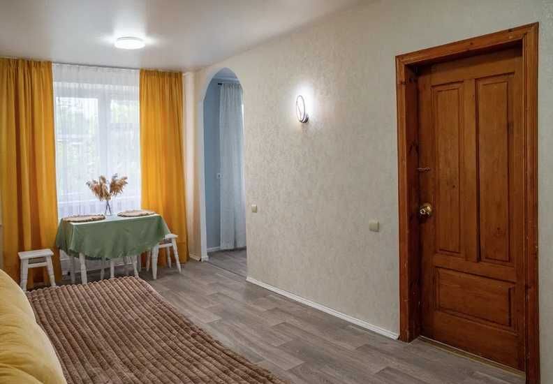 Продается  супер уютная  2 комнатная квартира по ул. Ак. Филатова