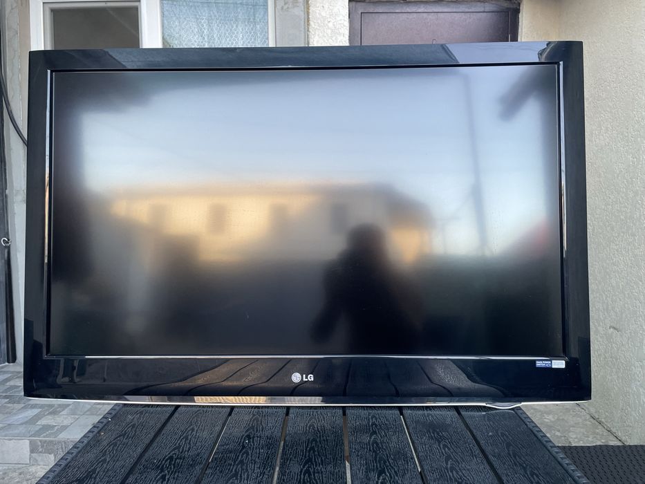 Телевизор Lg 42 LH 300