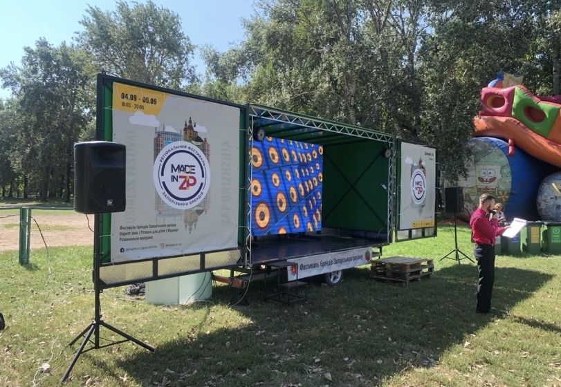 Сцена передвижная мобильная