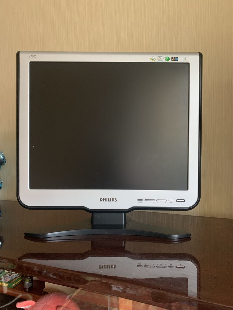 Монитор  philips