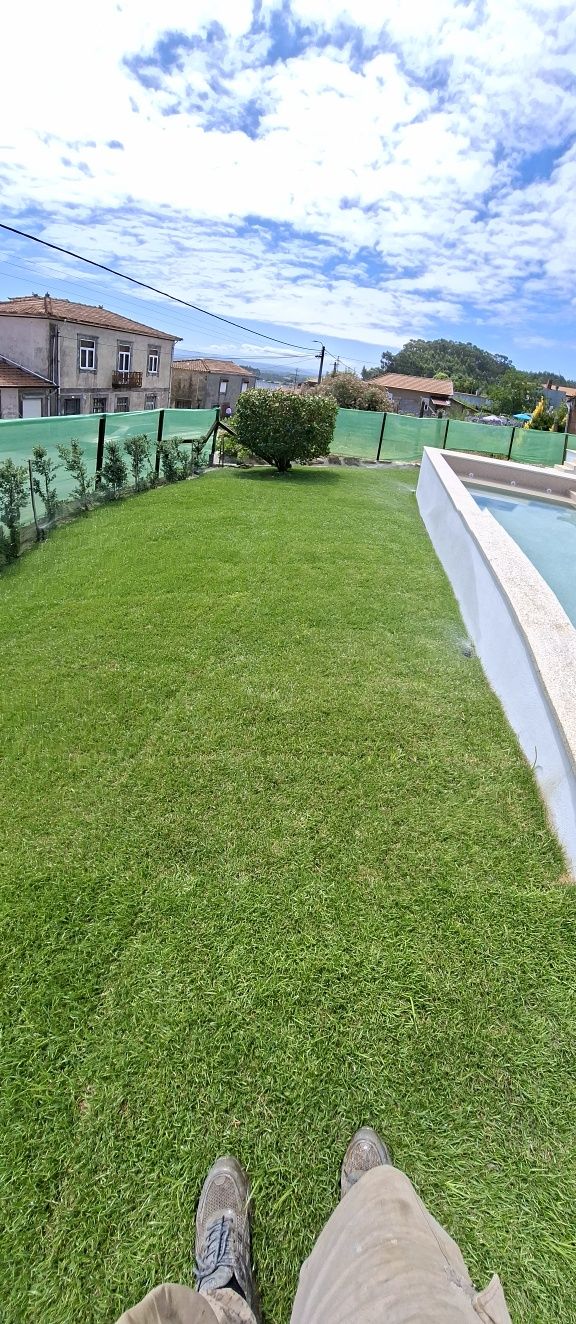 Serviços de jardinagem, construção e manutenção de jardins!