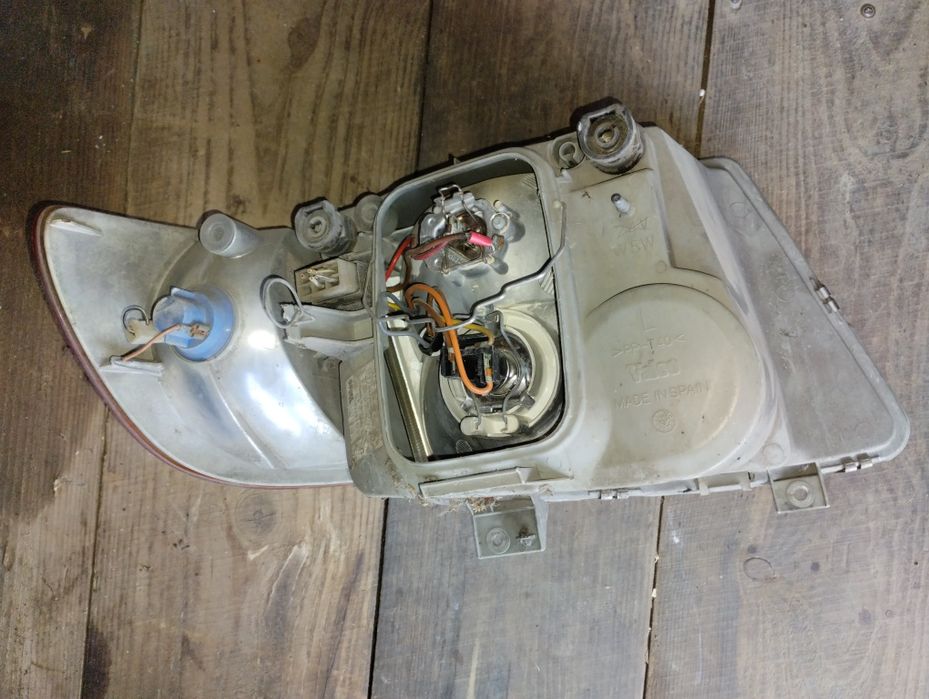 Ліва фара передня Мерседес Віто 638 Valeo б/у з Німеччини