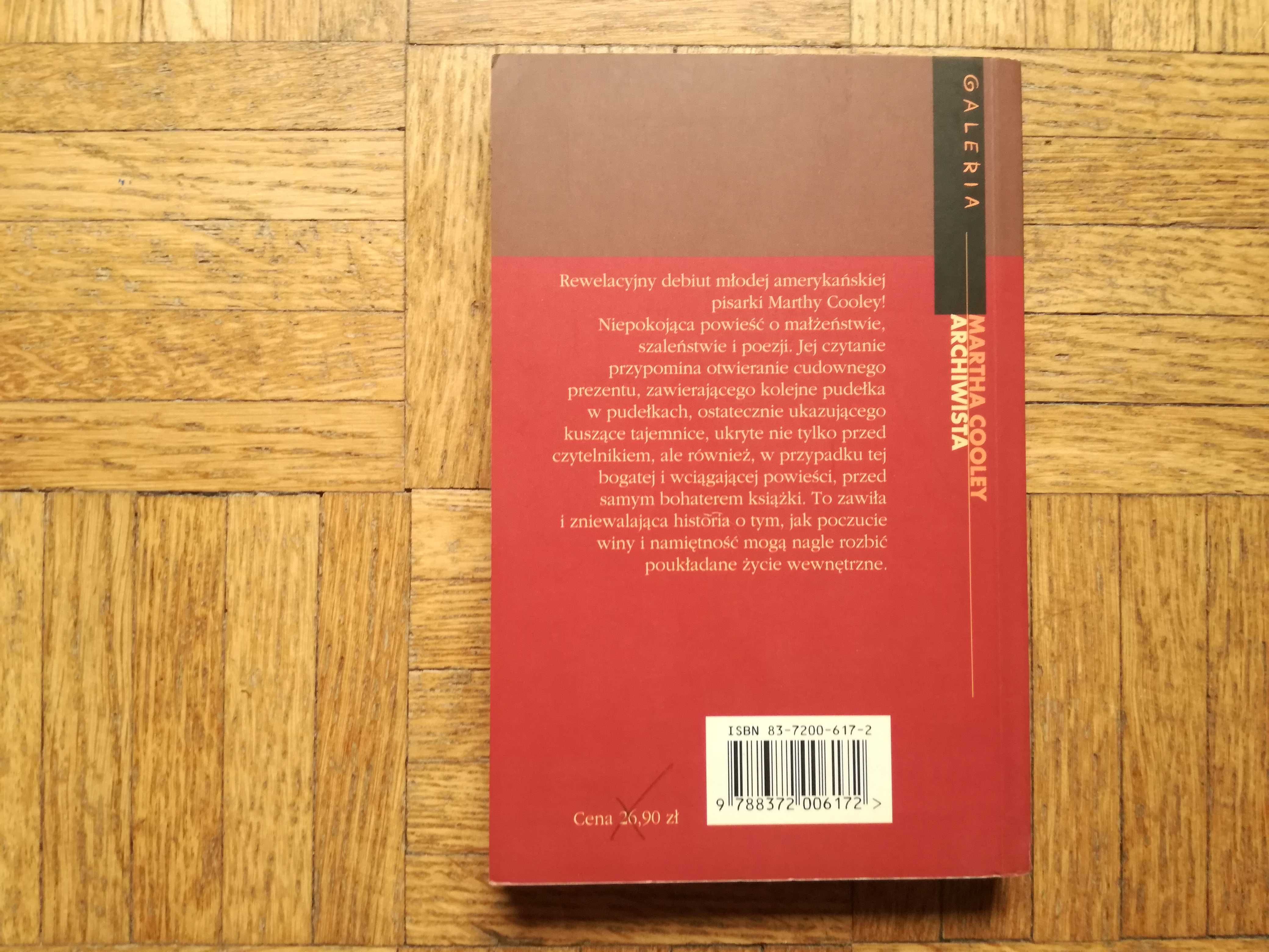 Archiwista, Martha Cooley