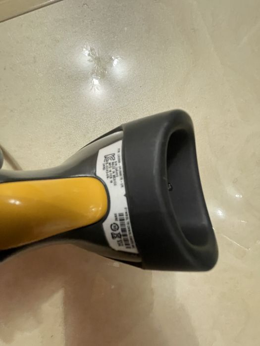 Сканер штрих кода  LS2208