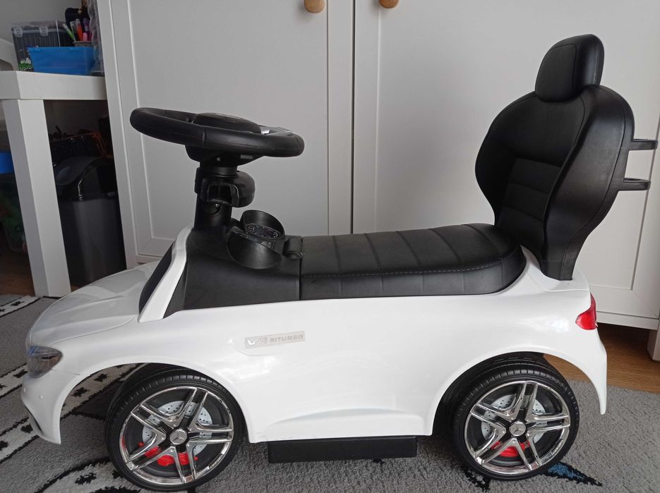 Samochód Mercedes – jeździk