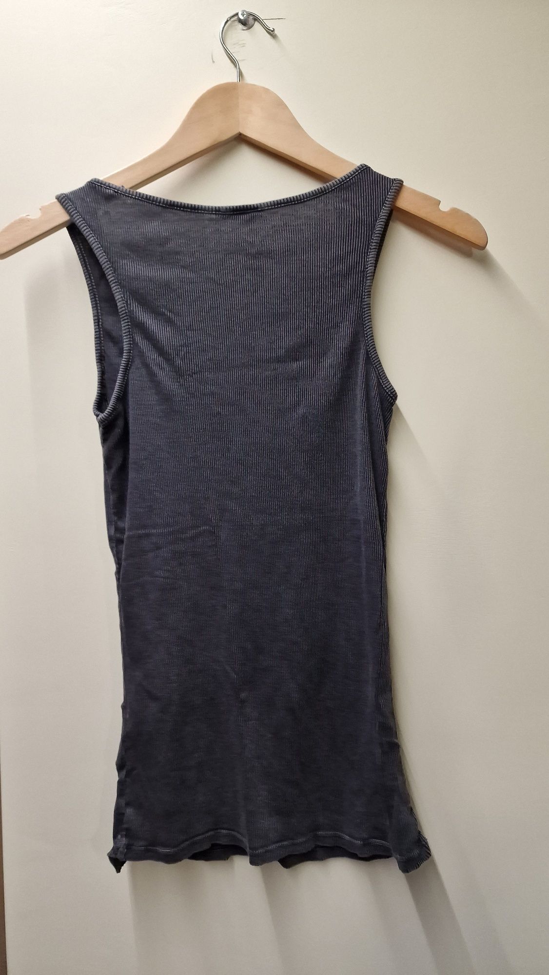 Oryginalny top bluzka Guess 38 M prążkowany materiał must have
