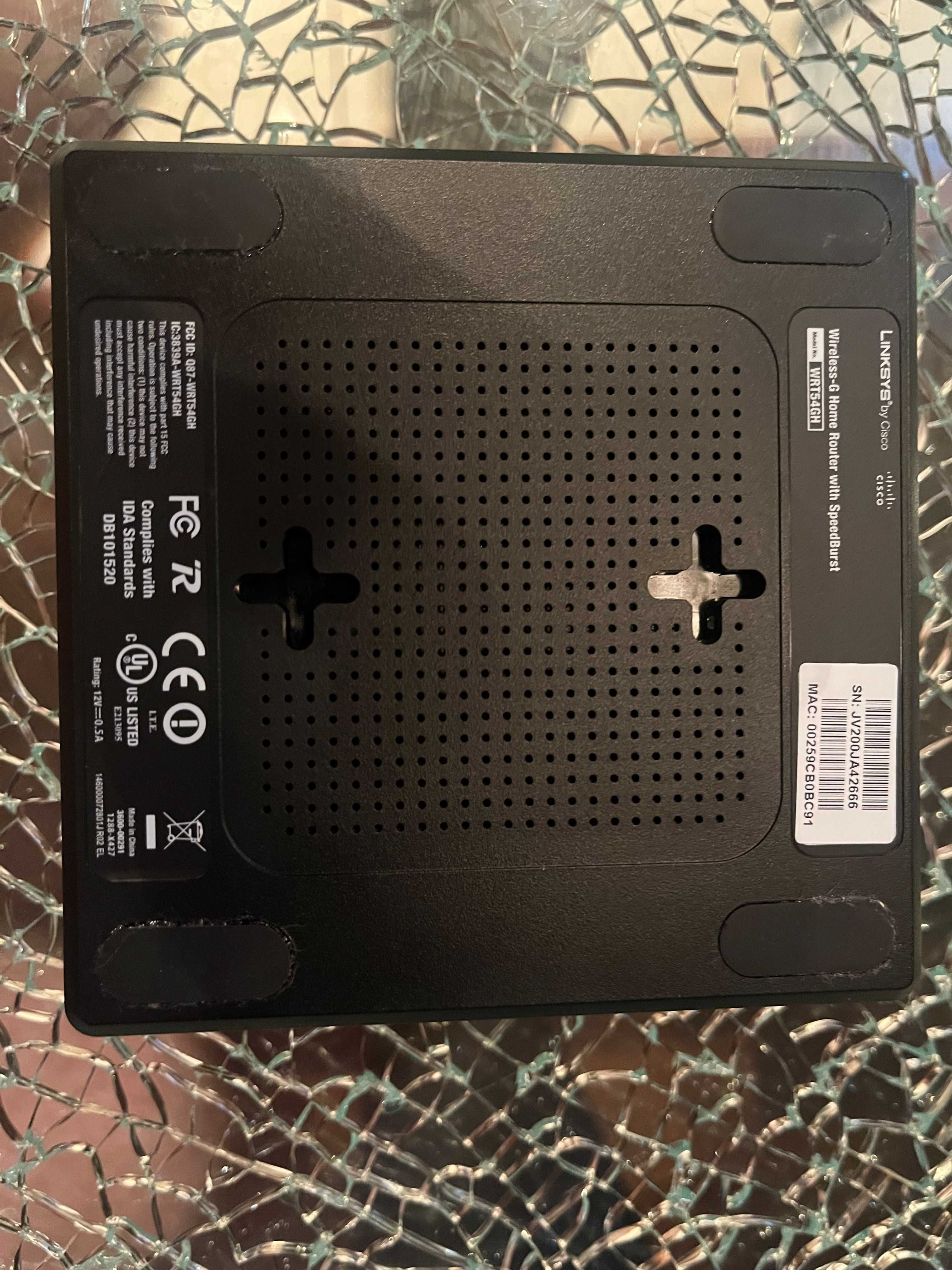 2 Routery bezprzewodowe Cisco Linksys WRT54GH, 4 porty LAN, 1 port WAN