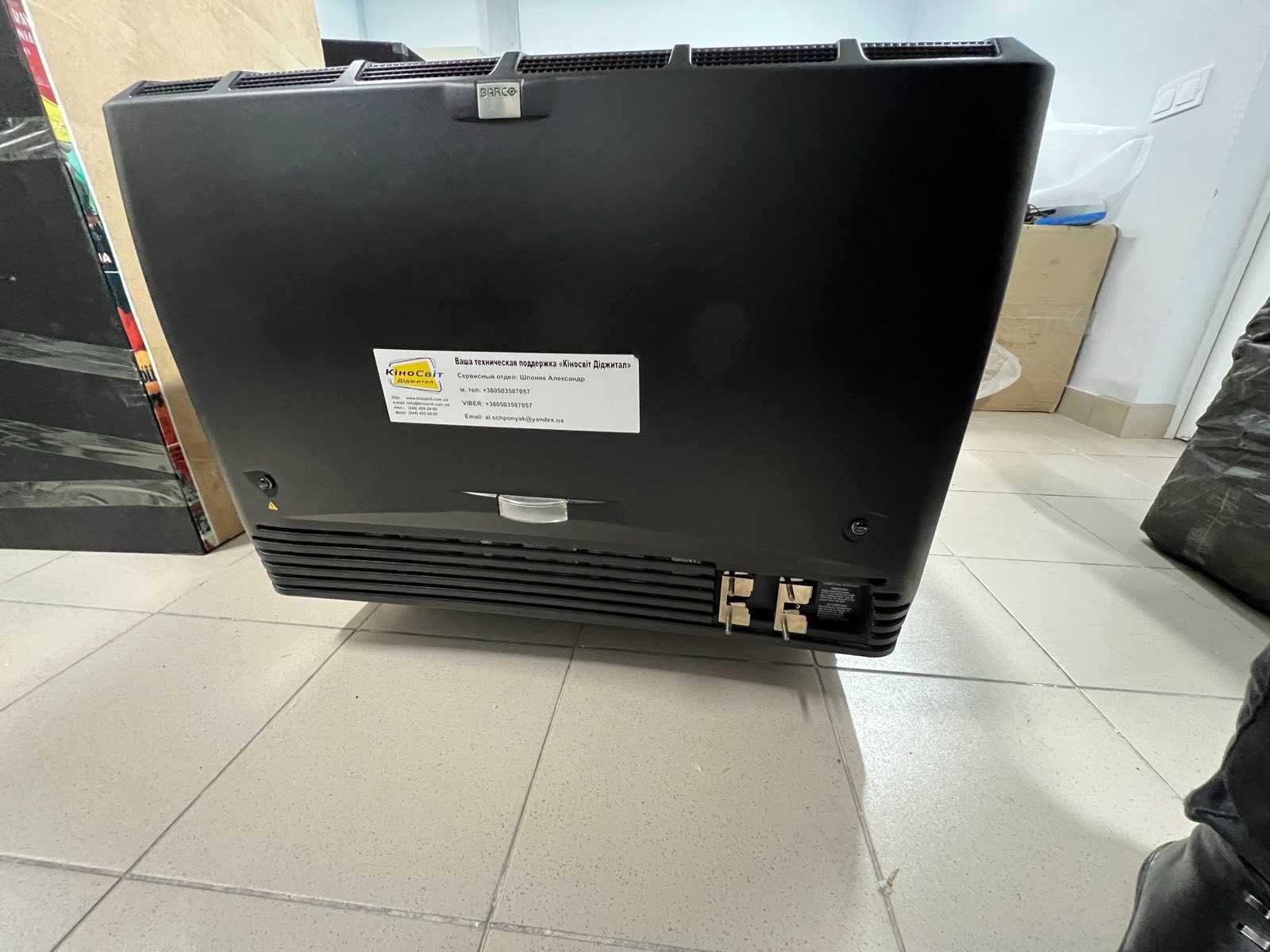 DLP-кинопроектор Barco DP2K-32B