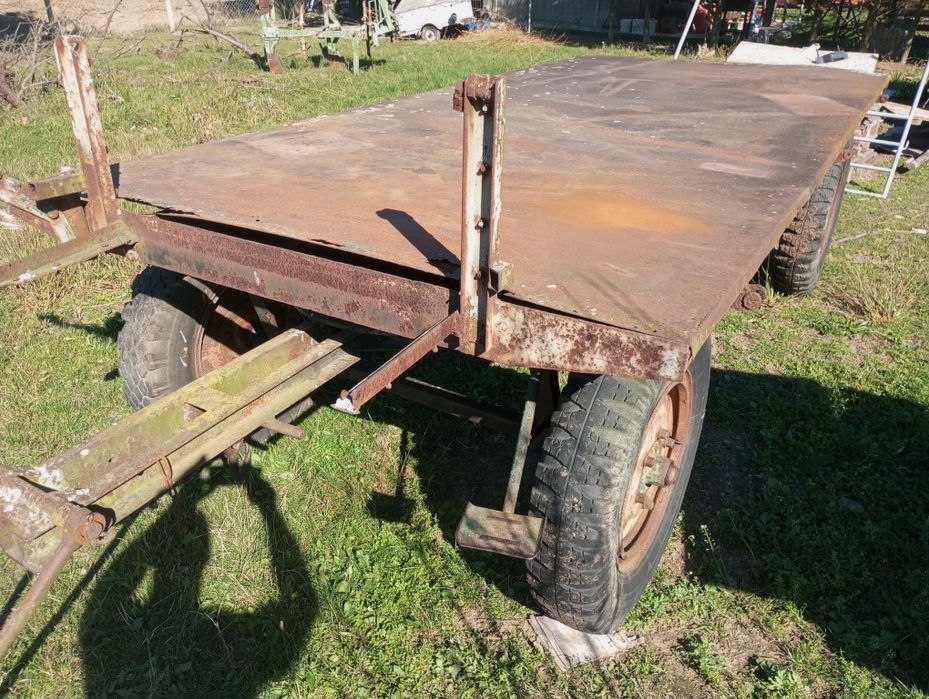 Przyczepa samochodowa 750kg przyczepka solidna z plandeką 210x110