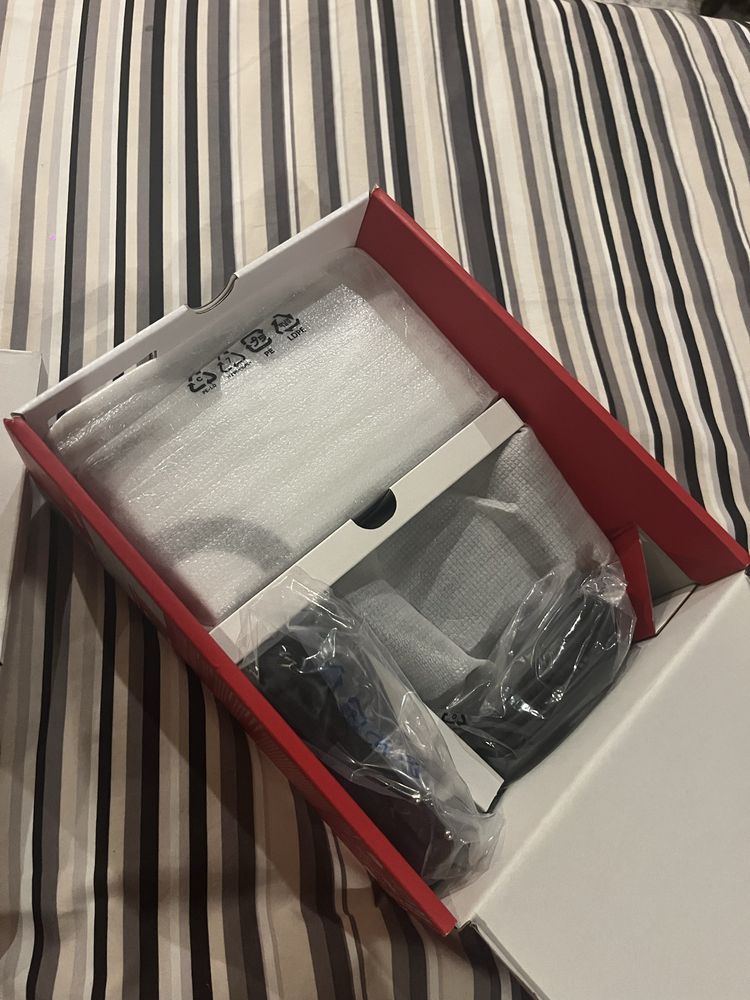 Nintendo Switch Oled nova c/ garantia de 21/04/2025