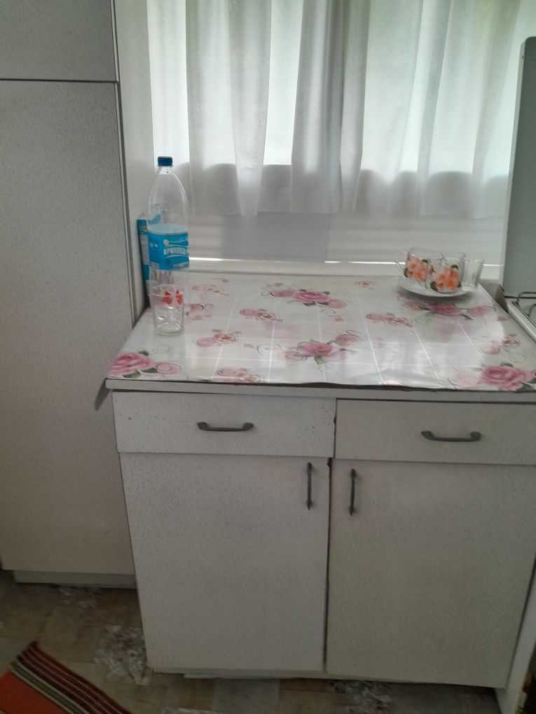 Продаю пол дома,