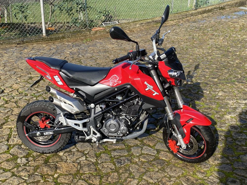 Benelli tnt 125