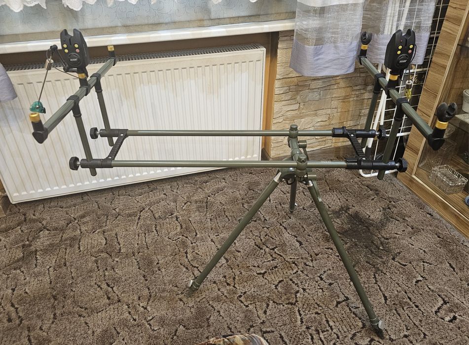 Stanowisko Karpiowe Stojak 2 razy sygnalizator Jaxon TRI-POD