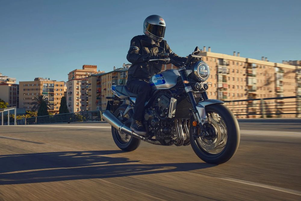 Honda CB Honda CB1000F model 2026 Zapisy - rezerwacja