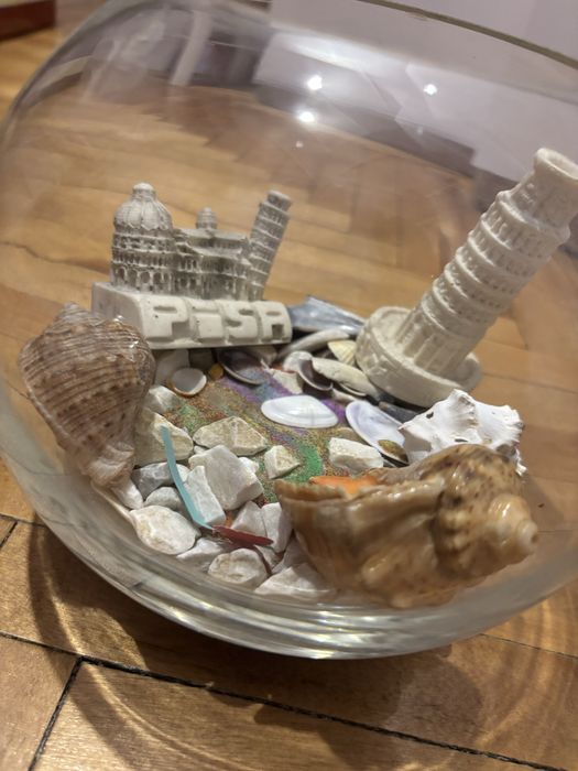 Акваріум для міні рибки 2л з ракушками та сувенірними фігурками