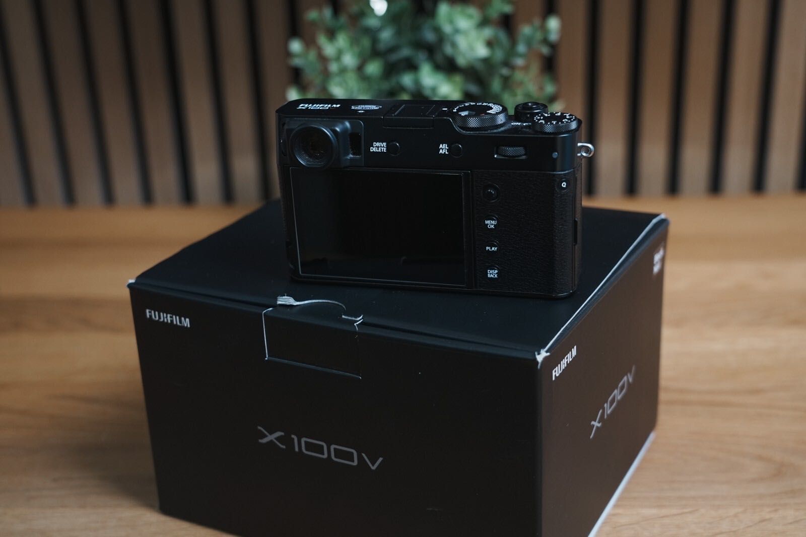 Fujifilm X100V Black