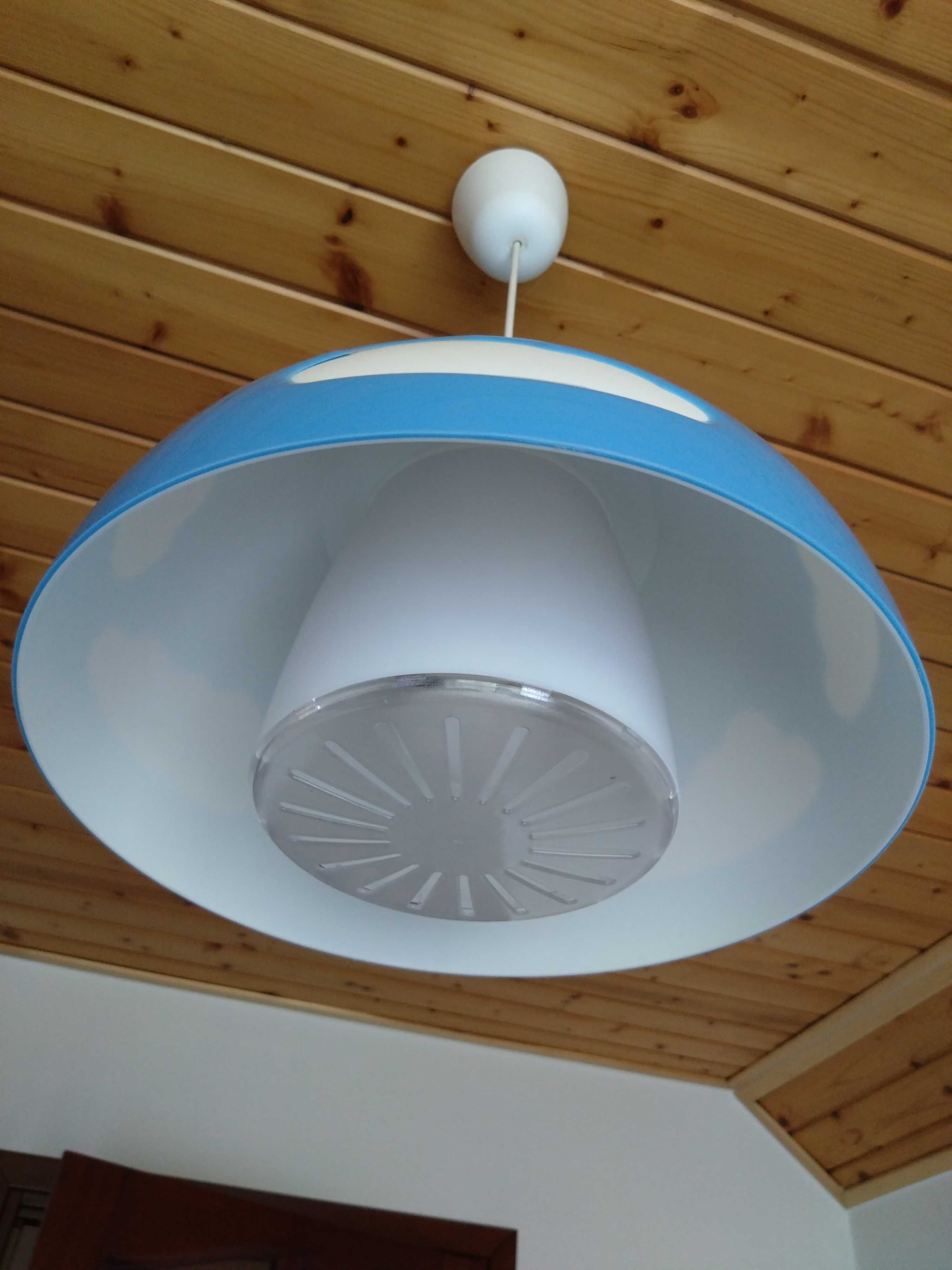 Lampa do pokoju dziecięcego Ikea chmurki niebieska